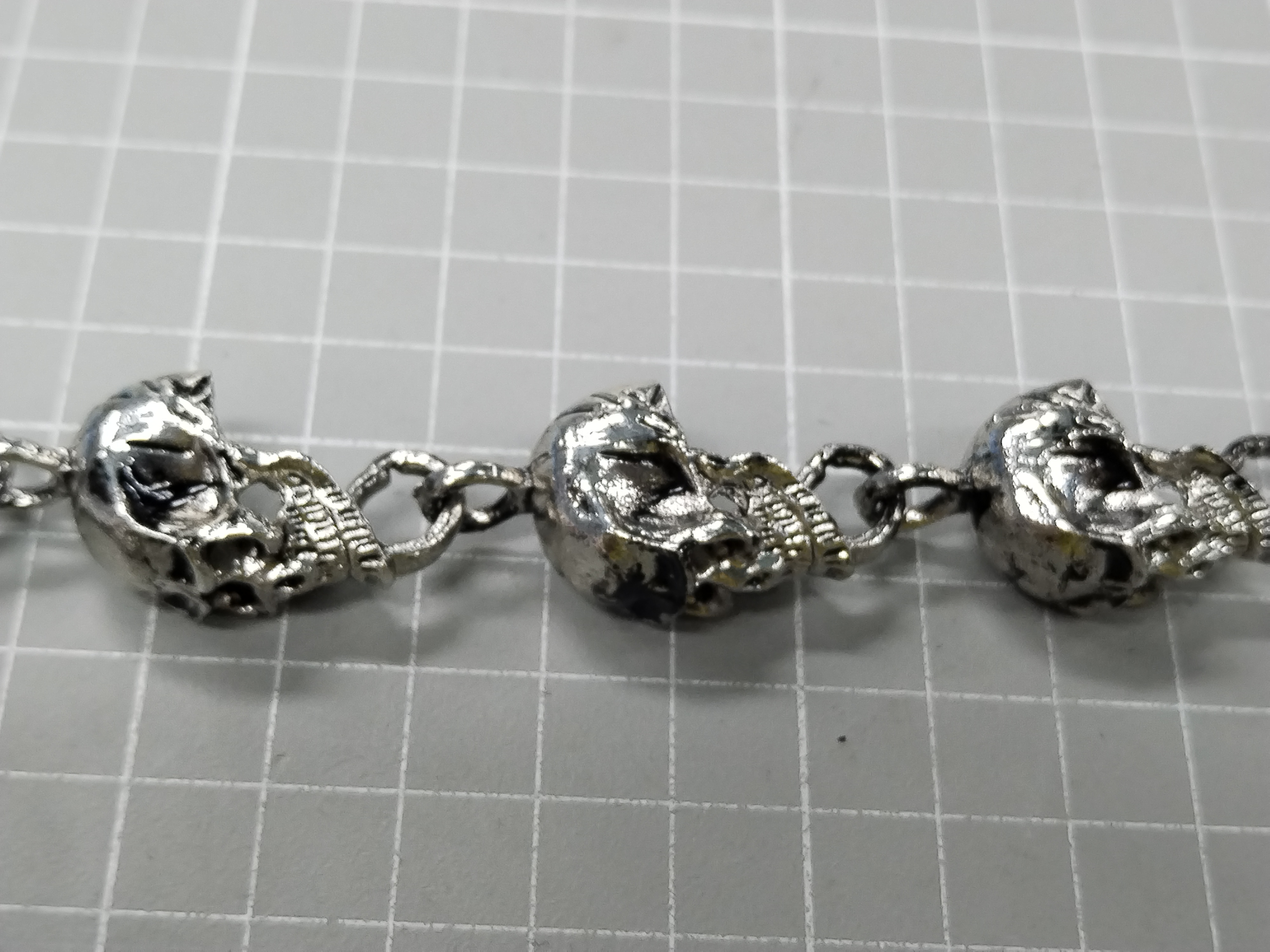 QC Photo - Skull Wallet Chain