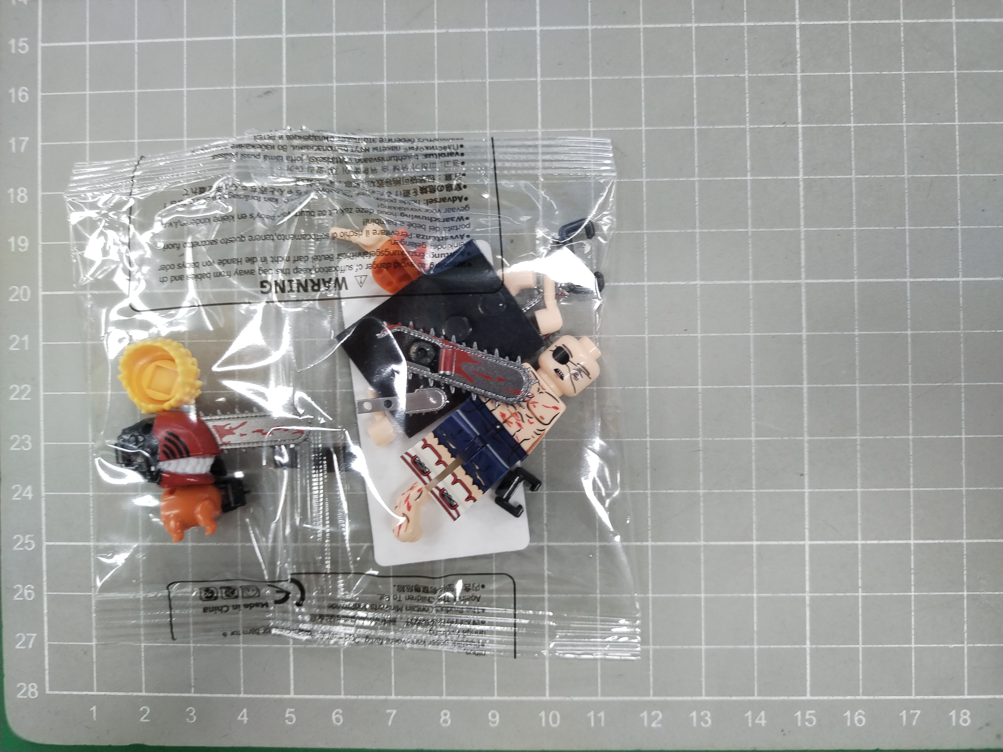 QC Photo - Lego Chainsaw Man Figures