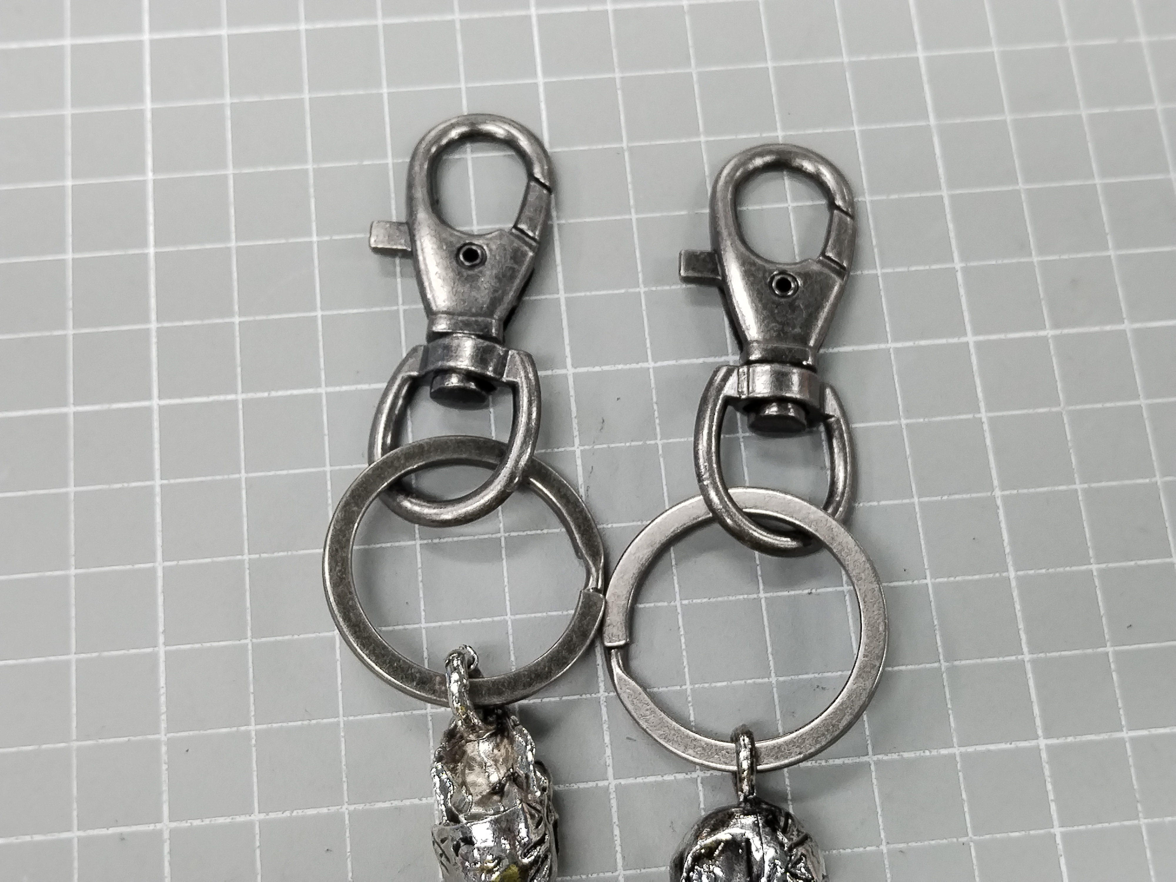 QC Photo - Skull Wallet Chain