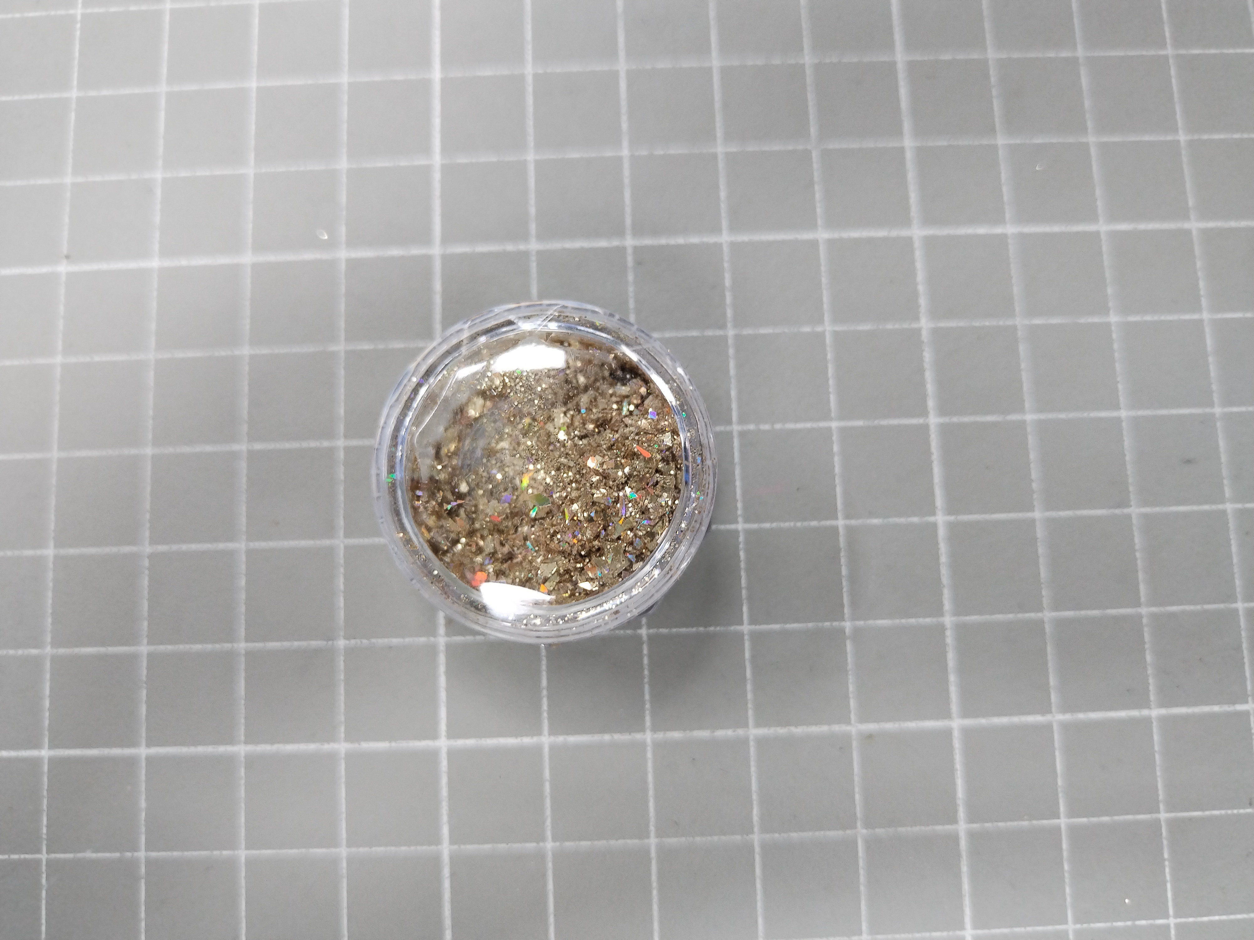 QC Photo - Women's DIY nail art glitter and sparkling decorations