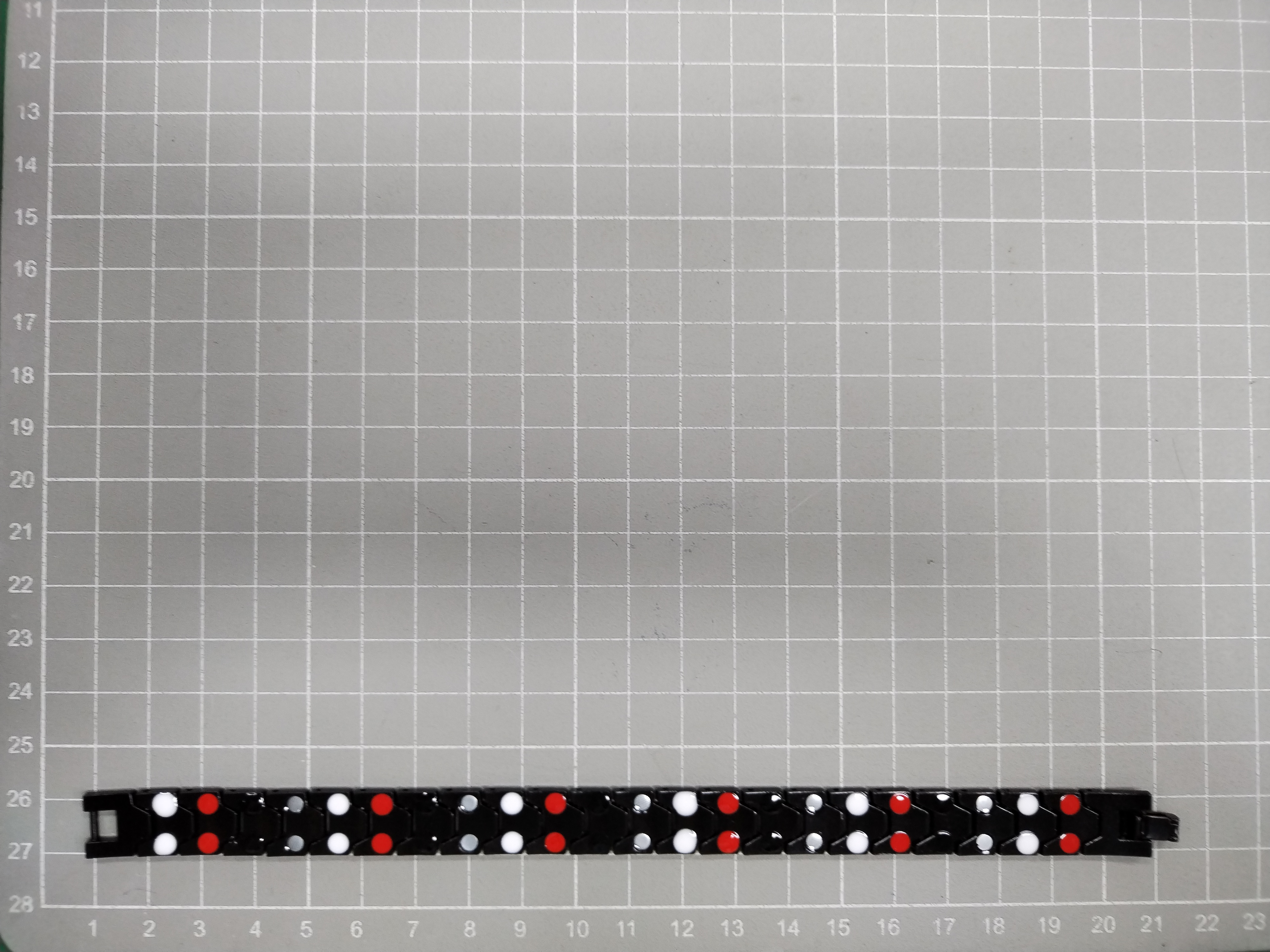 QC Photo - The magnetic bracelet is retro and fashionable 1450