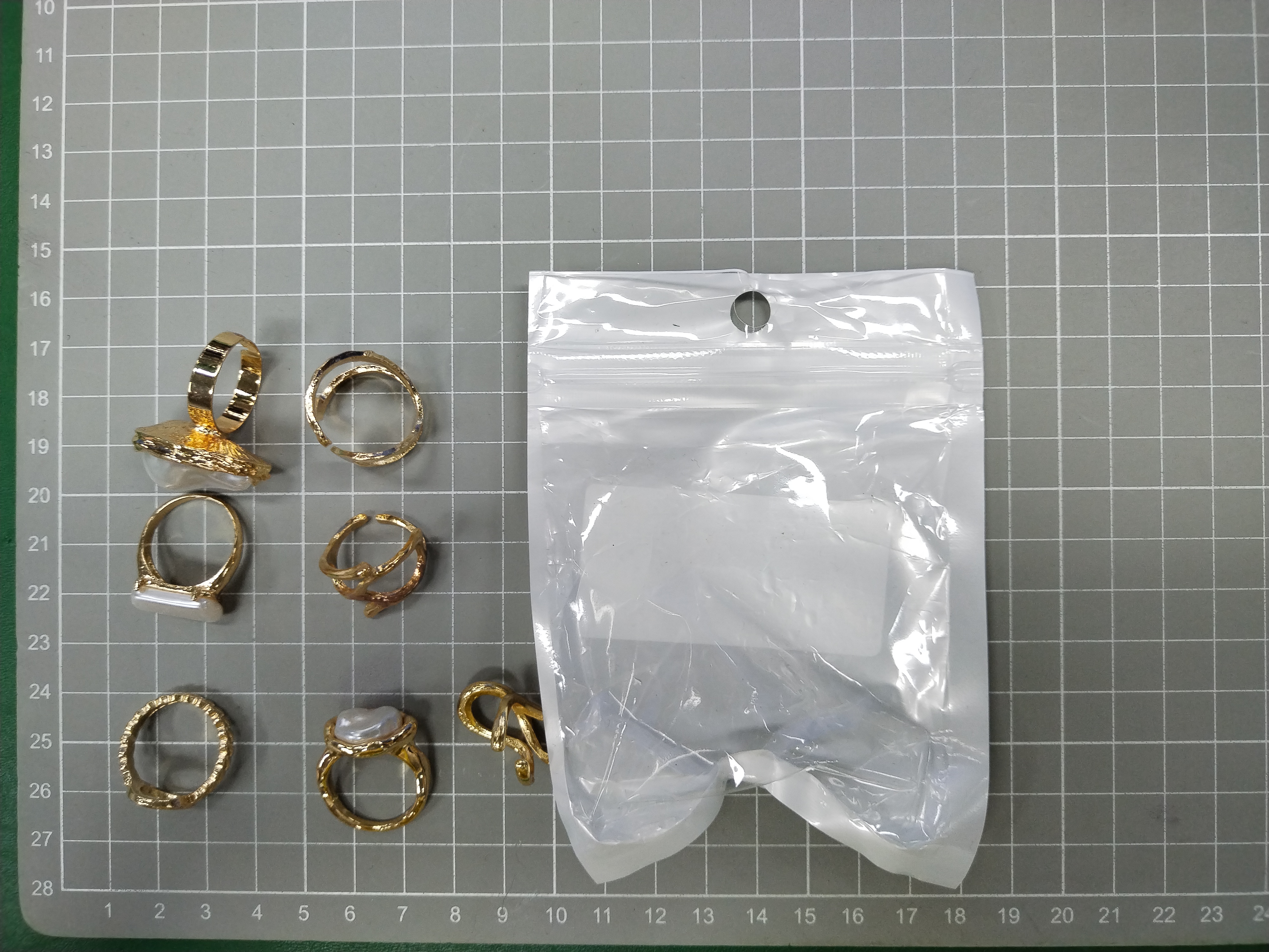 QC Photo - 42 options Irregular Pearl Metal Ring Set