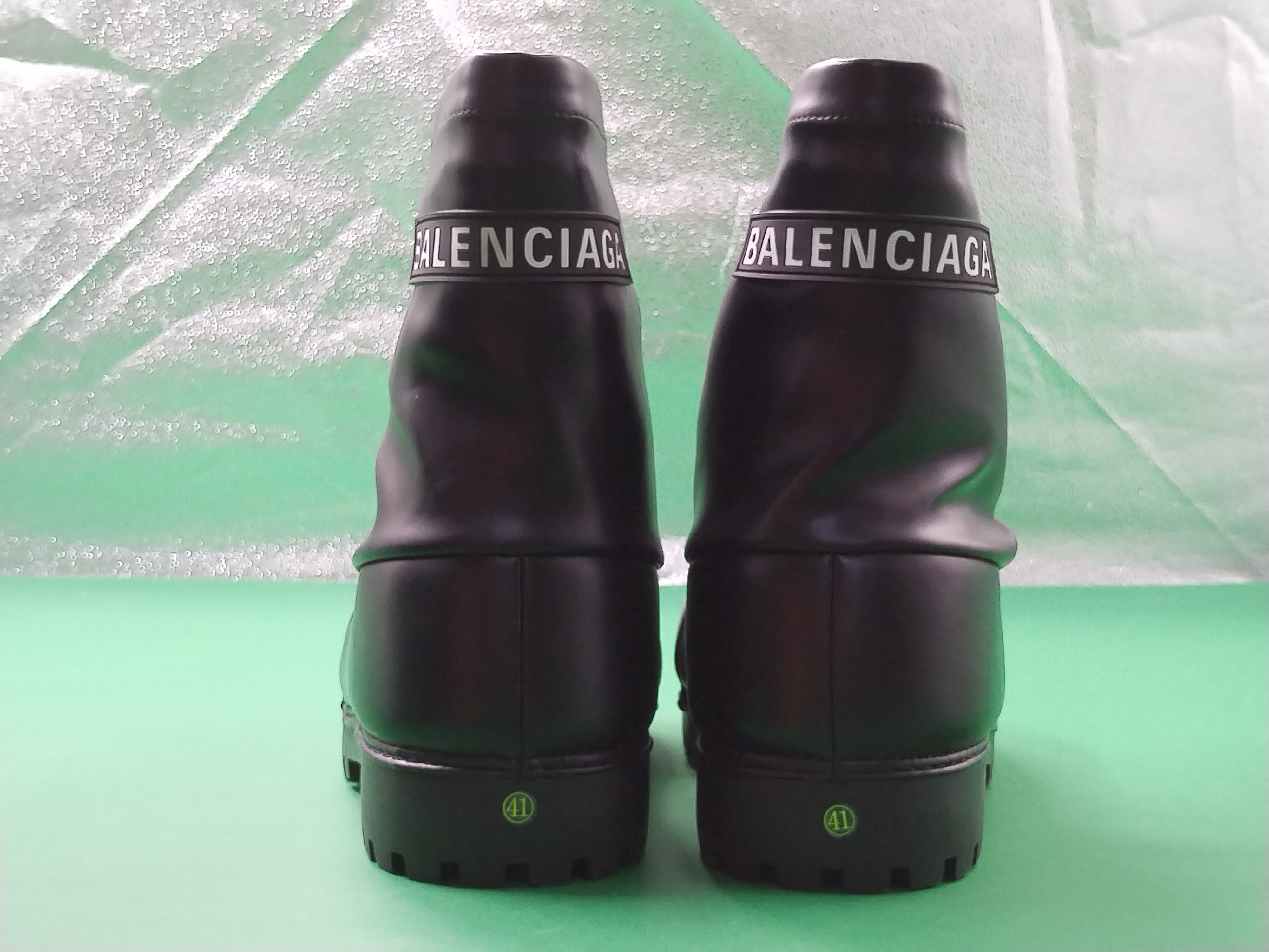 QC Photo - Balenciaga Alaska Ski Boots Black