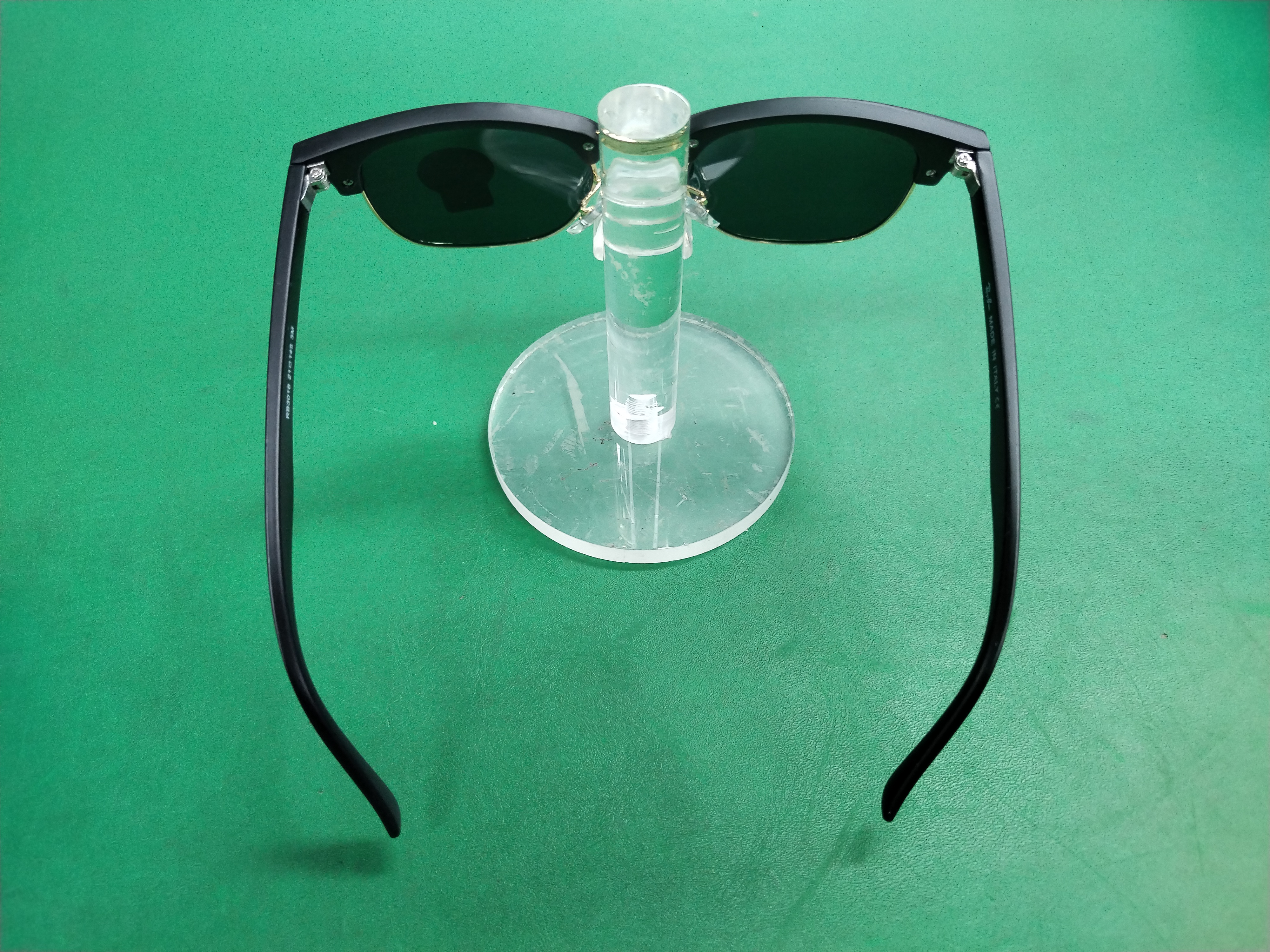 QC Photo - Bunch of UV Protected Ray-Ban Sunglasses